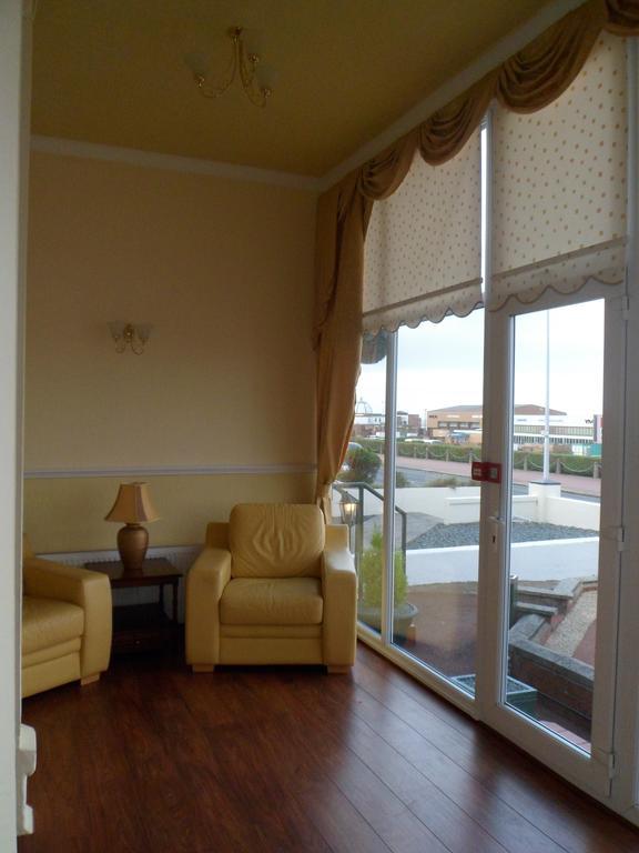 Wavecrest Lodge Fleetwood Esterno foto